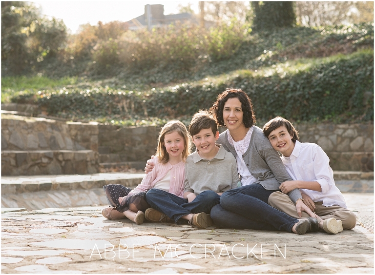 Spring Family Photos in Charlotte's Independence Park